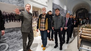 Prezidenta republiky Petra Pavla provedl novou expozicí Muzea Krkonoš ředitel Správy KRNAP Robin Böhnisch, foto: Tomáš Fongus